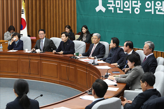 12일 국회에서 국민의당 의원총회가 열리고 있다. ⓒ데일리안 홍금표 기자