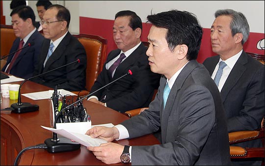 남경필 새누리당 의원이 5일 오전 국회에서 열린 최고중진연석회의에서 경기도지사 출마를 밝히고 있다. ⓒ데일리안 박항구 기자