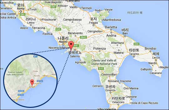 아탈리아 반도 남서쪽 조그맣게 튀어나온 소렌토 반도 남쪽에 위치한 아말피(구글맵)
