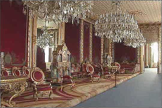 왕궁의 내부. 화려한 바로크풍의 장식과 가구들이 눈을 즐겁게 해준다. 감라 스탄에 있는 왕궁과 함께 일반인들에게 공개가 되는 공간이 있다. ⓒ이석원