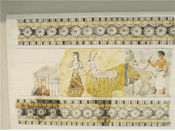 하기아 트리아다(Hagia Triada) 유적에서 발굴된 프레스코화이다. 제단으로 희생 염소를 끌고 가고 있는 남녀를 묘사한 프레스코화를 복원했다. BC1450-1350년경 작품으로 추정된다. 크레타 헤라클리온 고고학 박물관 소장 ⓒ 박경귀 