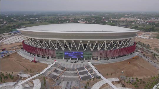 한화건설이 필리핀 마닐라 북쪽 27km 불라칸(Bulacan) 지역에 준공한 '필리핀 아레나'는 좌석수 5만1000석으로 세계 최대 규모의 돔공연장이다.ⓒ한화건설