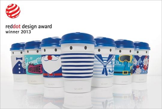 SPC그룹의 파리바게뜨는 세계적인 디자이너 스페타노지오반노니와 협업해 '파리지앵' 테이크아웃 컵을 탄생시켰다. ⓒSPC