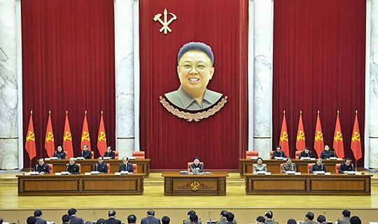 북한의 최고 권력기구인 국방위원회가 23일 유엔에서 북한 인권결의안이 통과된 것에 대해 “이 땅에 핵전쟁이 터지는 경우 과연 청와대가 안전하리라고 생각하는가”라며 초강경 대응을 예고했다고 조선중앙통신이 전했다.(자료사진)ⓒ연합뉴스