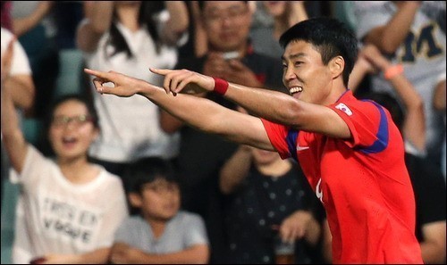 이정협의 신데렐라 스토리는 한국축구의 건강한 변화를 보여주는 상징적인 장면이라고 할 수 있다. ⓒ 연합뉴스