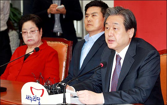 김무성 새누리당 대표가 28일 오전 국회에서 열린 최고중진연석회의에서 이야기 하고 있다. ⓒ데일리안 박항구 기자