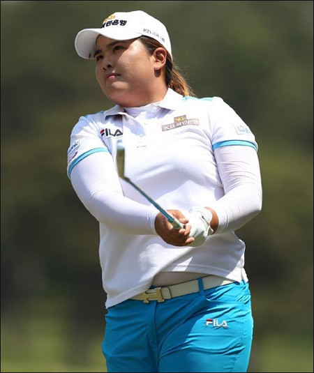 박인비가 LPGA 투어 HSBC 위민스 채피언스에서 이틀 연속 선두를 지켰다. ⓒ 연합뉴스