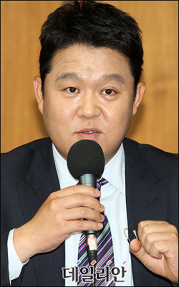 방송인 김구라가 합의 이혼 사실을 발표했다.ⓒ데일리안 DB