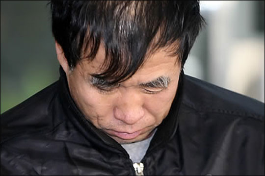 동거녀를 목 졸라 살해 후 시신을 훼손해 팔달산에 유기한 혐의를 받고 있는 박춘풍(55·중국 국적)씨가 항소심에서도 살인의도를 부인했다.(자료사진)ⓒ연합뉴스 