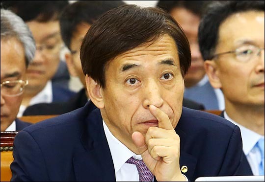 이주열 한국은행 총재는 2일 "한은은 기업구조조정 과정에서 필요한 역할을 적극 수행할 것"이라고 말했다.(자료사진)ⓒ데일리안