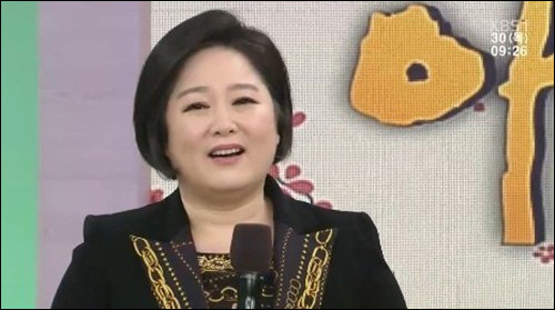 이금희 대신 엄지인 투입이 결정된 ‘아침마당’이 시청자들의 거센 항의를 받고 있다. KBS 방송 캡처.