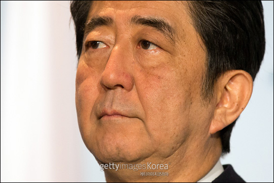 아베 신조 일본 총리는 28일 최근 발생한 '장애인 시설 살상' 참사에 대해 "절대 용서할 수 없다"고 말했다.(자료사진)ⓒ게티이미지코리아