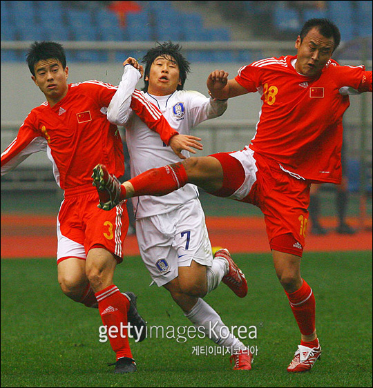 중국 축구는 심심치 않게 폭력성을 드러내곤 했다. ⓒ 게티이미지