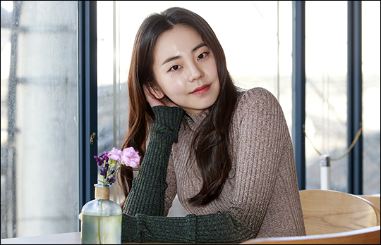 영화 '싱글라이더'에 나온 배우 안소희는 "스크린에 나온 내 모습이 아직도 신기하다"고 밝혔다.ⓒ데일리안 김나윤 기자