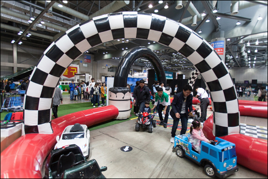 2015서울모터쇼 당시 운영된 어린이 자동차놀이공간.ⓒ서울모터쇼사무국
