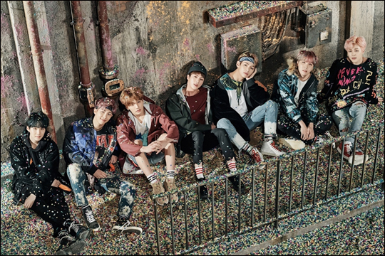 그룹 방탄소년단이 K팝 그룹 최초로 미국 음악시상식 '빌보드 뮤직 어워즈'에 초청됐다.ⓒ빅히트엔터테인먼트