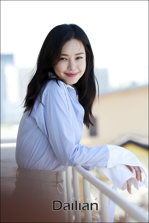 배우 이하늬는 최근 종영한 MBC '역적: 백성을 훔친 도적'에 대해 "너무 소중한 작품"이라고 의미를 부여했다.ⓒ데일리안 김나윤 기자