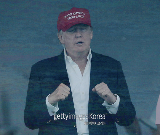 박성현 프로에게 기립박수 보낸 트럼프 대통령. ⓒ 게티이미지