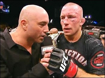 UFC 167 출전 당시의 생 피에르(오른쪽). UFC 캡처
