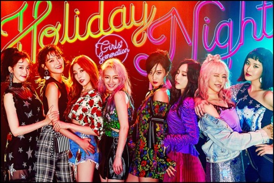 ‘원조 걸그룹’으로 10년 째 독보적인 인기를 이어오고 있는 소녀시대가 멤버들 재계약 소식이 전해져 비상한 관심을 모으고 있다.ⓒ SM