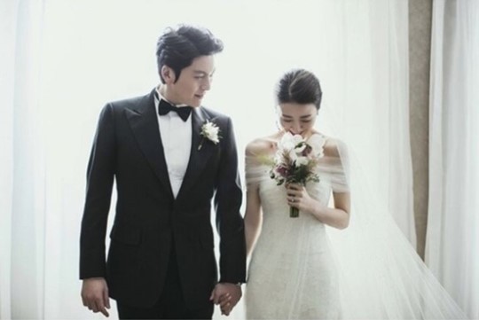 배우 류수영 박하선 부부가 첫 딸을 얻었다. ⓒ 에스엘이엔티