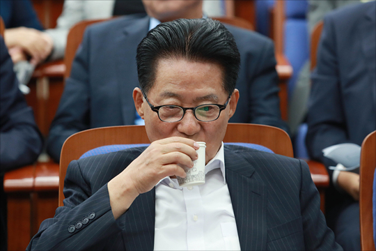 국민의당 소속 법사위원들이 13일 예정된 헌법재판소 국정감사에 참석해 직접 문제를 제기할 것이라고 밝혔다.(자료사진)ⓒ데일리안 홍금표 기자