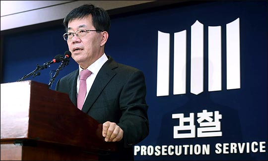 '돈 봉투 만찬' 사건으로 재판에 넘겨진 이영렬 전 서울중앙지검장에 대해 검찰이 벌금형 500만원을 구형했다. ⓒ데일리안 박항구 기자 