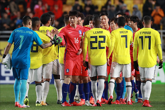 한국에 패했던 콜롬비아가 중국전에서 분풀이에 성공했다. ⓒ 데일리안 홍금표 기자