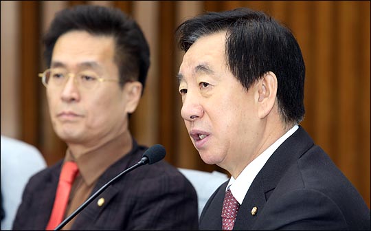 김성태 자유한국당 원내대표가 12일 오전 국회에서 열린 원내대책회의에서 이야기 하고 있다. ⓒ데일리안 박항구 기자