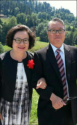 한국에서 결혼해 스웨덴과 미국과 스위스를 거쳐 다시 스웨덴에서 또 다른 새로운 삶을 살아가고 있는 조규용-김혜영 부부. (사진 = 조규용 제공)