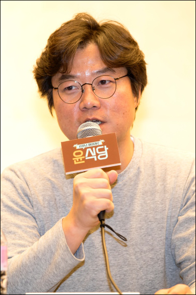 '윤식당2' 나영석 PD가 박서준에 대한 고마운 마음을 전했다. ⓒ CJ E&M