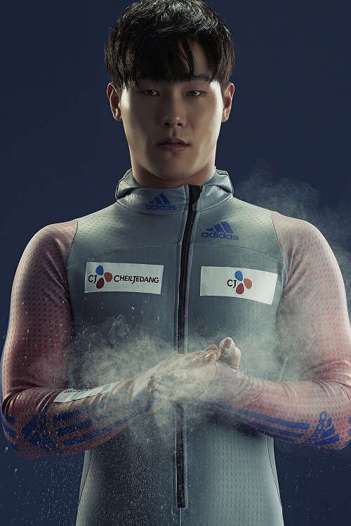 아시아 최초로 스켈레톤에서 메달을 획득한 윤성빈 ⓒ CJ 
