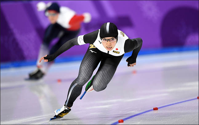 18일 강릉 스피드 스케이팅장에서 열린 2018 평창동계올림픽 여자 스피드 스케이팅 500m 경기에 출전한 일본의 고다이라 나오가 질주 하고 있다. ⓒ2018평창사진공동취재단