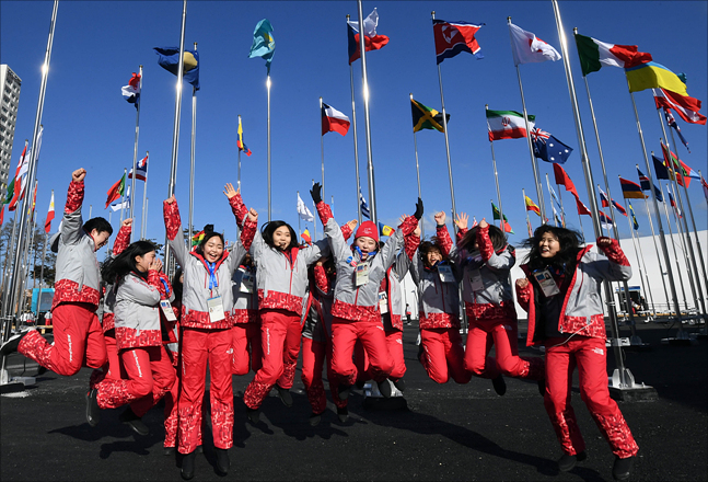 평창 동계올림픽의 든든한 조력자 자원봉사자들. ⓒ2018평창사진공동취재단