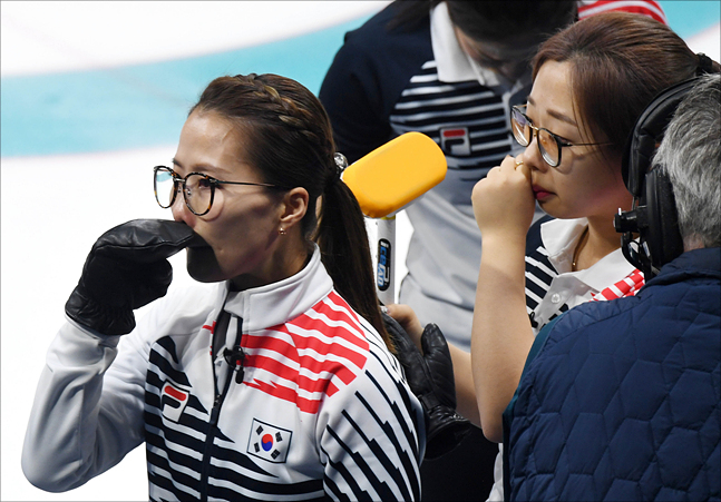 한국 여자컬링대표팀이 미국에 패해 준결승 진출에 실패했다(자료사진). ⓒ2018평창사진공동취재단