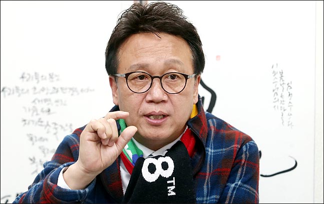 민병두 더불어민주당 의원이 2월 17일 데일리안과 인터뷰에서 서울시장 선거 공약을 설명하고 있다. ⓒ데일리안 박항구 기자