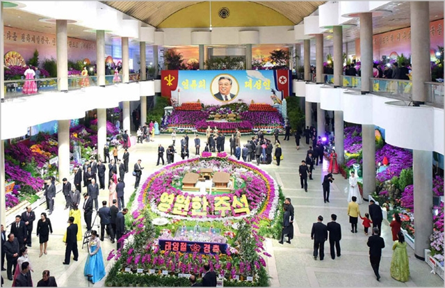 북한이 김일성 주석의 생일인 태양절을 기념해 평양에서 ‘제20차 김일성화축전’을 개최하고 있다. ⓒ조선의오늘
