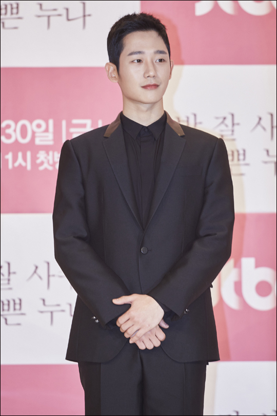 배우 정해인이 JTBC '밥 잘 사주는 예쁜누나'에서 서준희 캐릭터를 소화한 소감을 밝혔다.ⓒJTBC