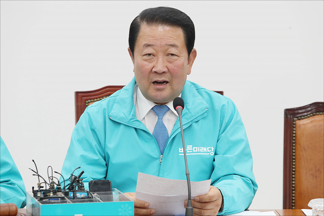 박주선 바른미래당 공동대표가 지난 4월 23일 오전 국회에서 열린 바른미래당 최고위원회의에서 발언을 하고 있다.(자료사진)ⓒ데일리안 홍금표 기자