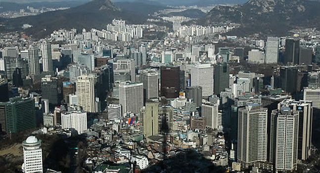 대기업 건물들이 빼곡히 들어선 서울 도심의 모습.ⓒ연합뉴스