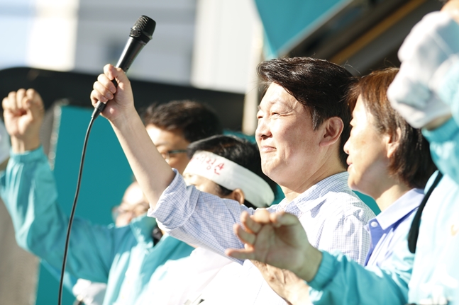 바른미래당 안철수 서울시장 후보는 12일 서울 노원구에서 막바지 선거 유세를 이어갔다.(자료사진)ⓒ데일리안