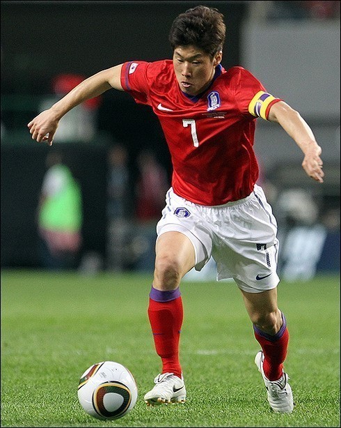 영원한 캡틴 박지성도 월드컵 이후 열린 아시안컵을 끝으로 태극마크를 반납했다. ⓒ 연합뉴스