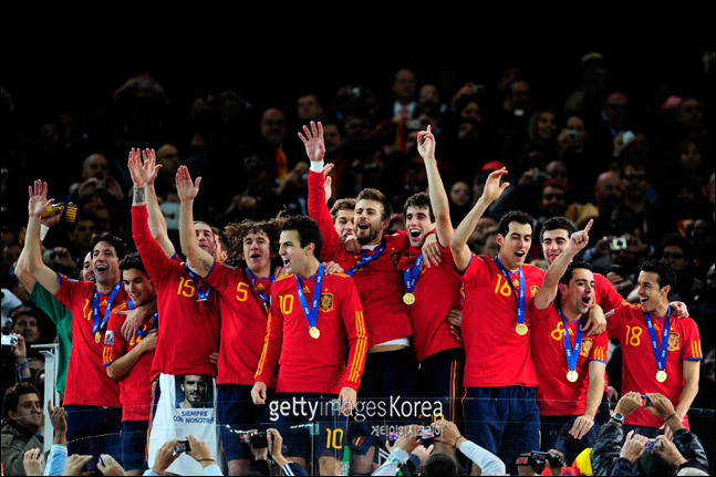 스페인은 메이저 대회 3회 연속 우승을 차지했다. ⓒ 게티이미지