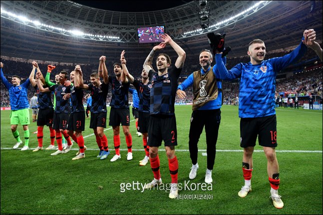 크로아티아가 연장 혈투 끝에 잉글랜드를 제압하고 월드컵에서 사상 처음으로 결승전에 진출했다. ⓒ 게티이미지