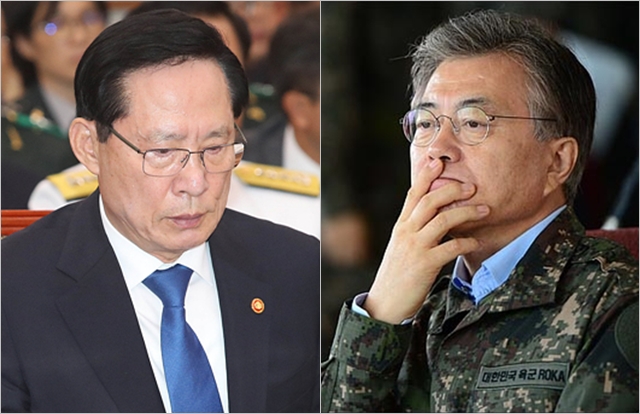 송영무(왼쪽) 국방부 장관과 문재인 대통령 ⓒ데일리안