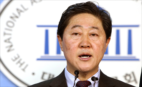 자유한국당 북한 석탄 대책TF 단장을 맡은 유기준 의원(자료사진). ⓒ데일리안 홍금표 기자