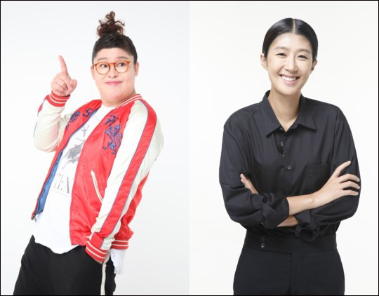 절친한 사이인 개그우먼 이영자와 모델 홍진경이 KBS2 새 예능 '볼 빨간 당신'의 MC로 나선다.ⓒ아이오케이컴퍼니