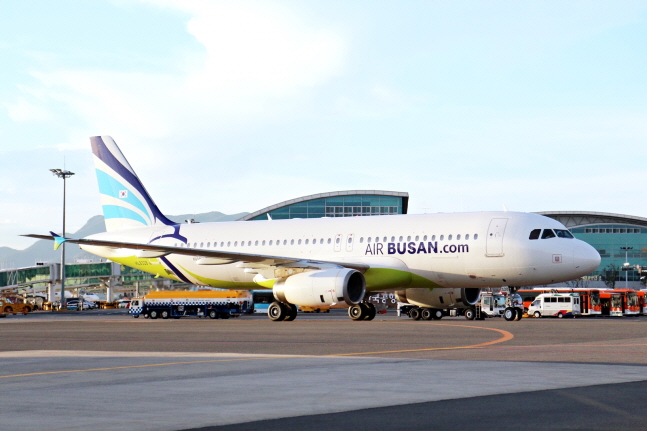 에어부산 신규 도입 항공기 'A320-200'.ⓒ에어부산