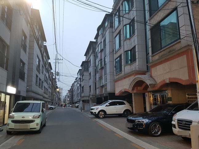 부동산 시장에서 한 자리를 꿰차고 있던 도시형 생활주택의 존재가 점차 희미해지고 있다. 사진은 서울 송파구의 연립주택 모습.(자료사진) ⓒ권이상 기자