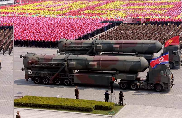 북한이 지난해 4월 진행한 열병식에서 대륙간탄도미사일을 선보이고 있다. ⓒ조선의오늘